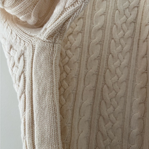 Demylee New York 100% Wool Cable Knit Cream Cable Knit Sweater Medium - Picture 3 of 8